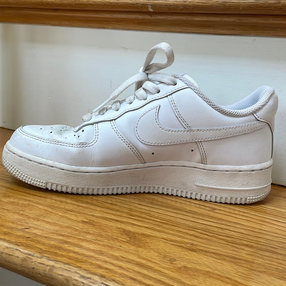NIKE WOMEN’S AIRFORCE 1